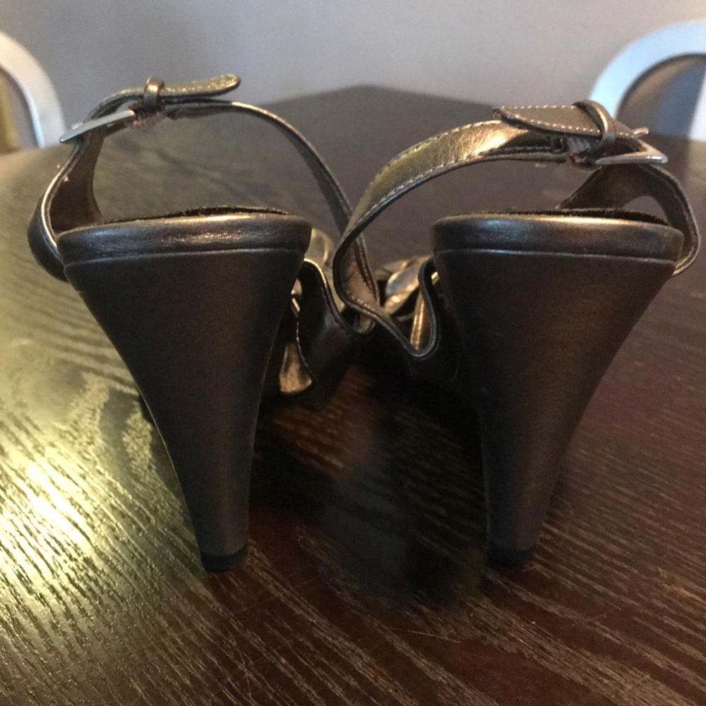 Mossimo Pewter Ruffle Peep Toe Wedges - Picture 3 of 4
